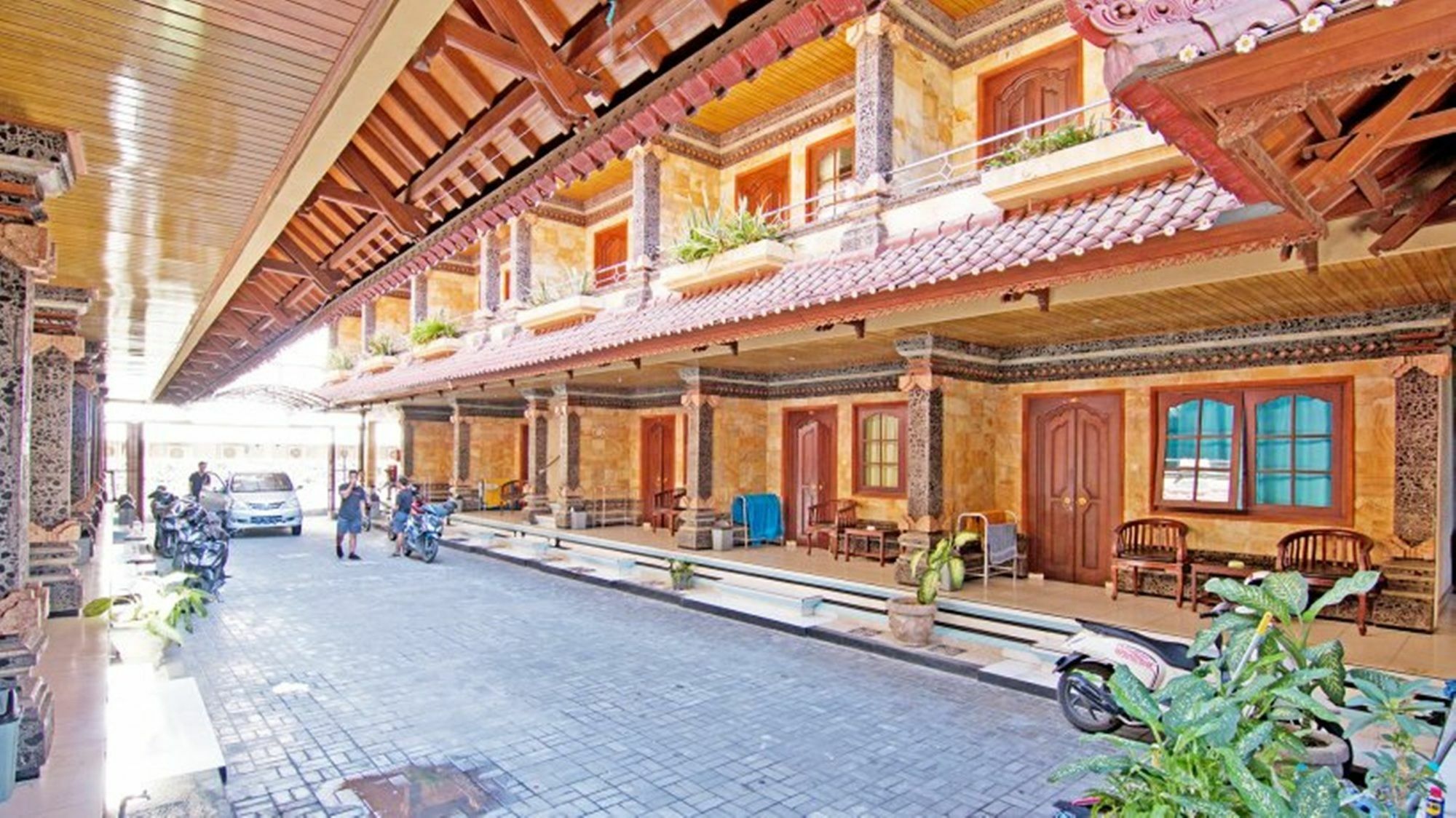Segara Sadhu Inn Kuta By Ecommerceloka Exterior photo